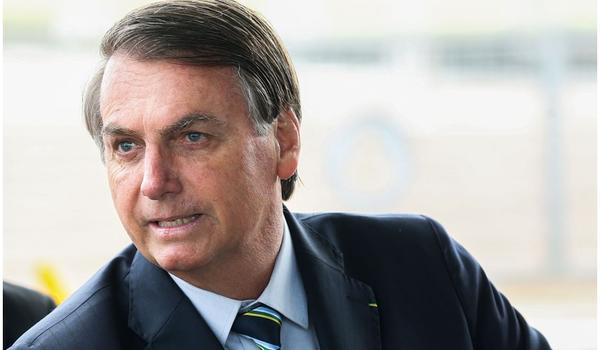 "Enquanto eu for presidente, não haverá aborto", diz Jair Bolsonaro a apoiadores em Brasília 