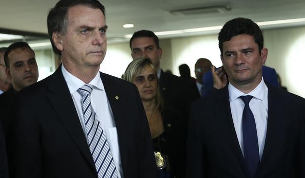 Bolsonaro chama Moro de "Judas" antes de ex-ministro  prestar depoimento na sede da PF em Curitiba 