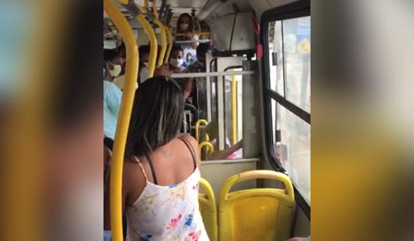 "Desce, desce": sem máscara, passageira é expulsa de ônibus ao sair da Estação Pirajá e vídeo flagra tudo