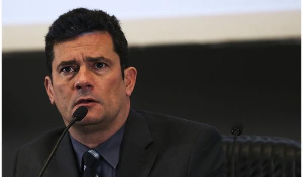 Moro diz que não entrou no governo para "servir um mestre" e fala sobre possibilidade de se aliar ao PT