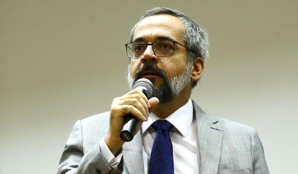 Ministro da Educação pode ser processado  após chamar ministros do STF de ladrões e comparar Brasília a DST