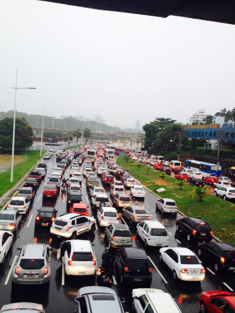 Transalvador alerta a população sobre vias que devem ser evitadas