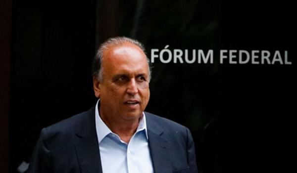 Polícia Federal investiga ex-governador do Rio de Janeiro, Fernando Pezão 