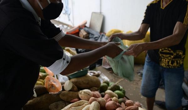 Campanha ajuda municípios baianos na adequação de feiras livres em tempos de pandemia