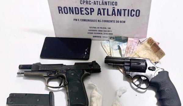 Dupla morre durante troca de tiros com  a Rondesp em Itapuã; suspeitos tinham arma fabricada na Turquia