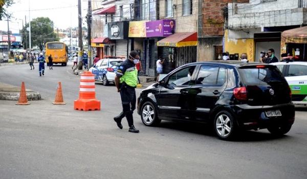 Novos bairros com medidas restritivas em Salvador têm 139 interdições no primeiro dia após fiscalizações 