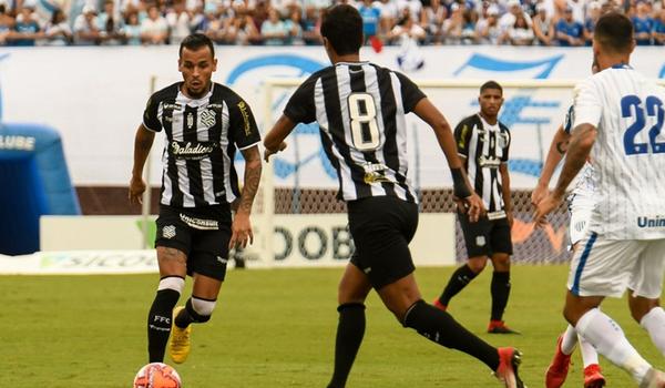 Campeonato Catarinense retorna no dia 8 de julho; jogos acontecerão sem a presença de torcedores 