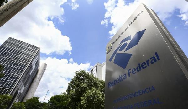 Mais de 12 milhões ainda não enviaram declaração do Imposto de renda; prazo termina final do mês