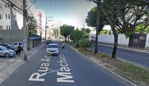 Policial militar é baleado após tentativa de assalto no bairro do Costa Azul