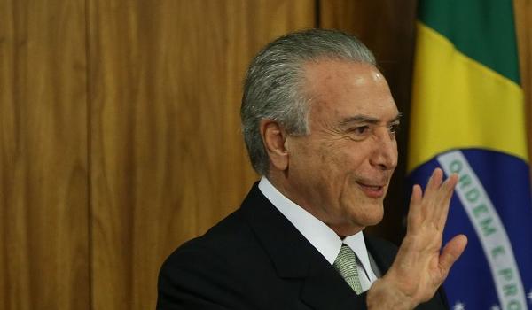 Ex-presidente Michel Temer diz que impeachment de Bolsonaro não seria bom para o país: "virou moda"