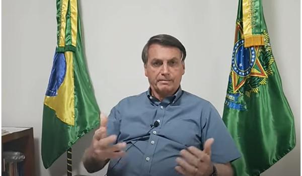 "Quem não quiser tomar o remédio que não tome", diz Bolsonaro sobre tratamento com cloroquina 