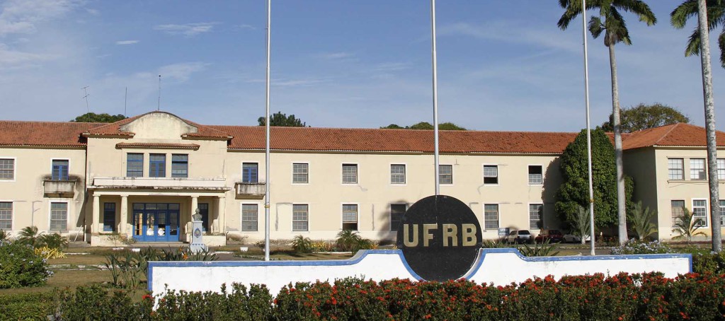 UFRB divulga concurso público para professor efetivo