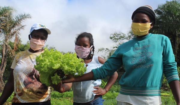 Construção de cisternas e barreiros garante água para produção em comunidades quilombolas de Antônio Gonçalves