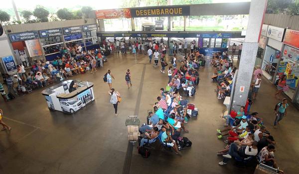 Ibipeba e Wagner têm transporte intermunicipal suspenso; total é de 389 municípios