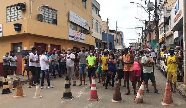 Comerciantes do Nordeste de Amaralina protestam após prorrogação de medidas restritivas 