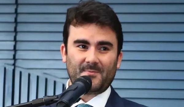 Morre aos 33 anos, vítima da Covid-19, ex-deputado federal  Caio Nárcio 