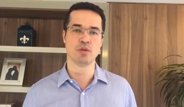 Procurador Deltan Dallagnol deixa comando da Lava Jato; Alessandro Oliveira assume o cargo