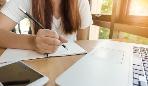 Especialização gratuita em educação profissional e tecnológica do MEC está com inscrições abertas