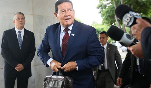 "Não tem de onde tirar", diz vice-presidente Hamilton Mourão sobre financiamento do Renda Cidadã