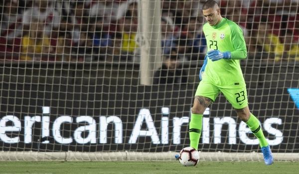 Goleiro Ederson é convocado para as eliminatórias da Copa no lugar de Alisson, lesionado 