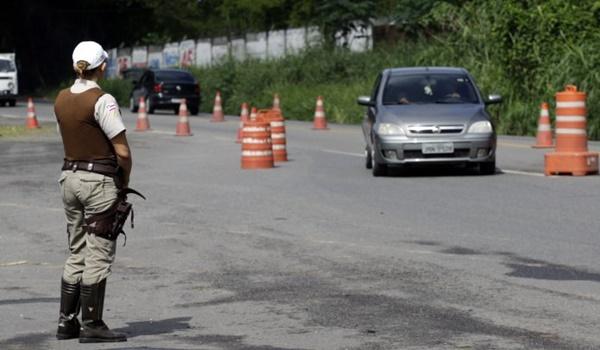 Cai número de acidentes nas rodovias estaduais da Bahia no feriado de Nossa Senhora Aparecida 