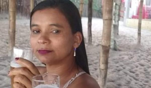 Marido é o principal suspeito de matar esposa a facadas na Bahia; corpo foi encontrado em acampamento de ciganos 