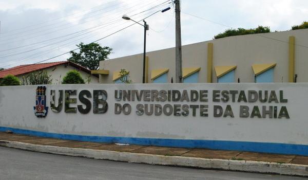 UESB volta às aulas após paralisação por conta da Covid-19