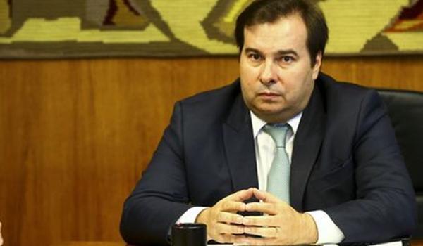 Rodrigo Maia descarta estender calamidade e auxílio emergencial em 2021; "não existe a possibilidade"