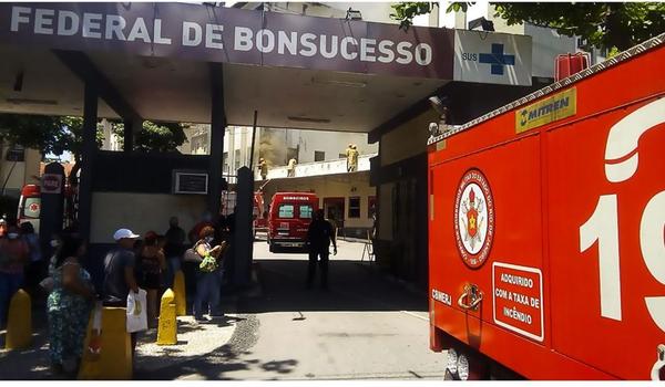 Incêndio atinge maior hospital da rede pública do Estado do Rio de Janeiro 