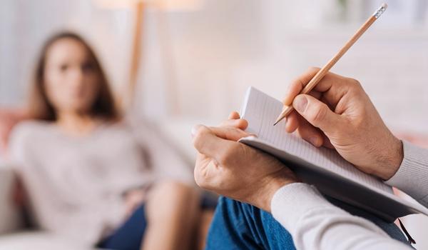 Instituição de ensino oferece atendimento online e gratuito de psicologia; saiba mais