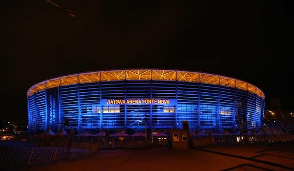 Arena Fonte Nova ganha iluminação especial para alertar sobre a importância da prevenção ao câncer de próstata