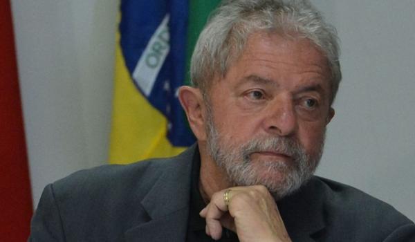 STJ rejeita recurso de Lula contra condenação no caso do triplex; defesa do ex-presidente alega suspeição de Moro