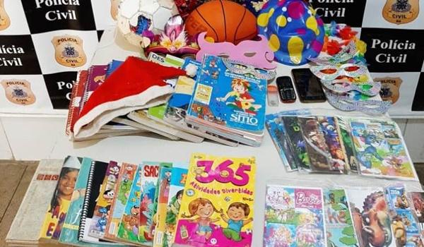 Suspeito de estuprar menino de 12 anos é preso em casa que tinha revistinhas e brinquedos