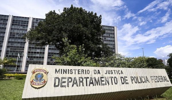 Ex-funcionário da Petrobras é alvo da PF em nova fase da operação Lava Jato