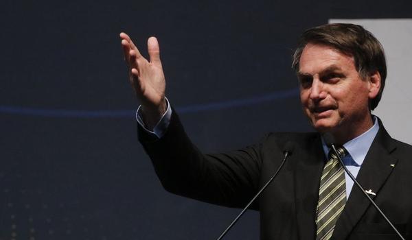 Bolsonaro se encontra pela primeira vez com presidente da Argentina