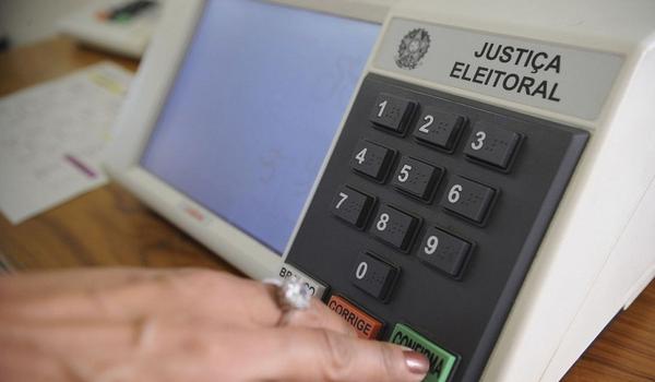 Eleitor tem 60 dias para justificar ausência em votação nas últimas eleições municipais