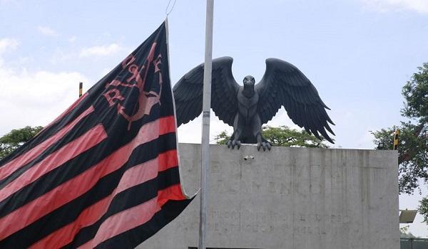 Flamengo vence recurso para não pagar pensão de R$ 10 mil às famílias de vítimas do incêndio no Ninho do Urubu