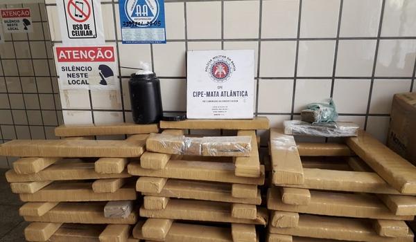 Polícia apreende mais de 98 quilos de maconha dentro de residência no interior da Bahia