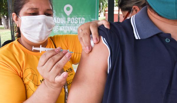 Anvisa libera uso emergencial para vacinas de Covid-19; medida pode facilitar a compra de imunizantes 