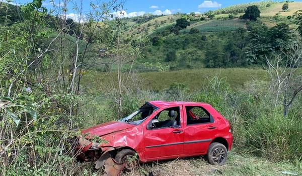 Menina de três anos morre em acidente na BA-545; outras cinco pessoas ficaram feridas