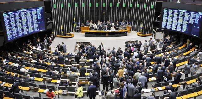 Câmara aprova mudança no cálculo do fator previdenciário