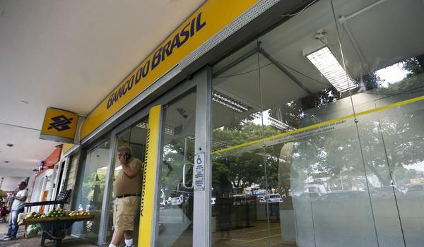 Banco do Brasil coloca mais de 1.400 imóveis à venda com descontos de até 70%; veja como localizar 