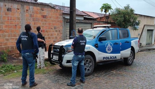 Quatro pessoas investigadas por homicídio e tráfico de drogas são presas durante operação em Juazeiro