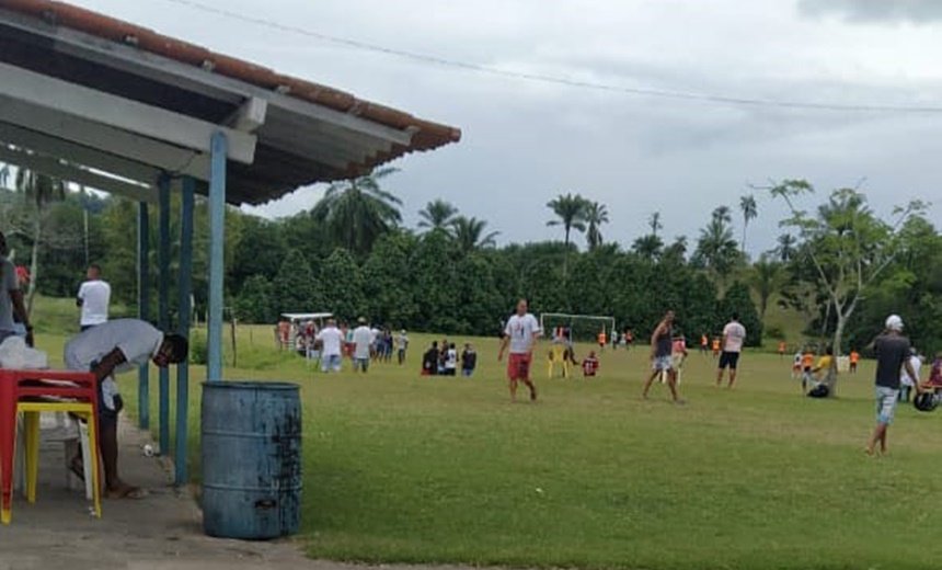 "Baba" organizado por Vampeta é encerrado pela polícia por causar aglomeração no interior Bahia