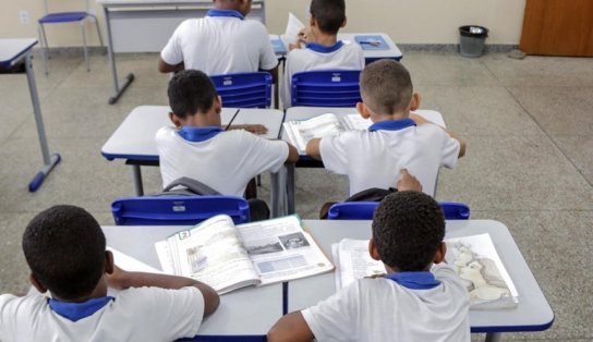 Prefeitura de Salvador assina contrato com escolas particulares para abertura de vagas da Educação Infantil