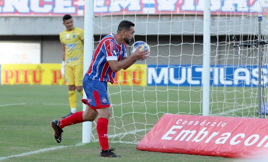 Com 4 gols de Gilberto, Bahia goleia o Altos-PI e assume a liderança do grupo A da Copa do Nordeste