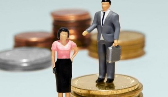 Senado aprova projeto que pune com multa empresas que pagam salário inferior a mulheres