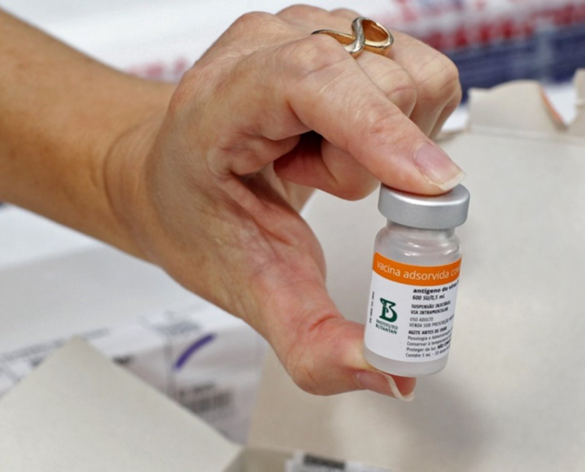 Bahia é o estado brasileiro que mais vacinou contra a Covid; 1,6 milhão de pessoas receberam primeira dose