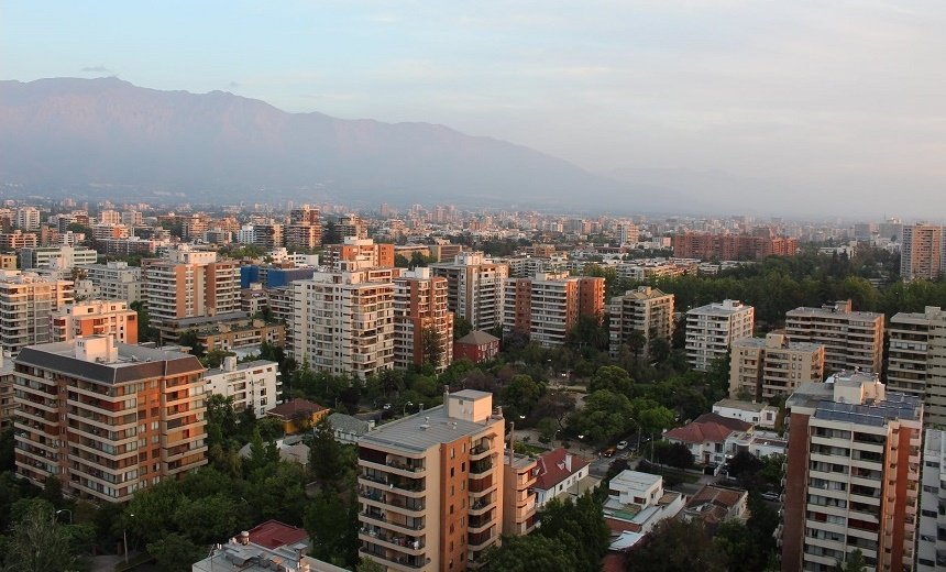 Chile chega a 1 milhão de casos de Covid-19 e fecha fronteiras; "precisamos tomar um cuidado extremo"