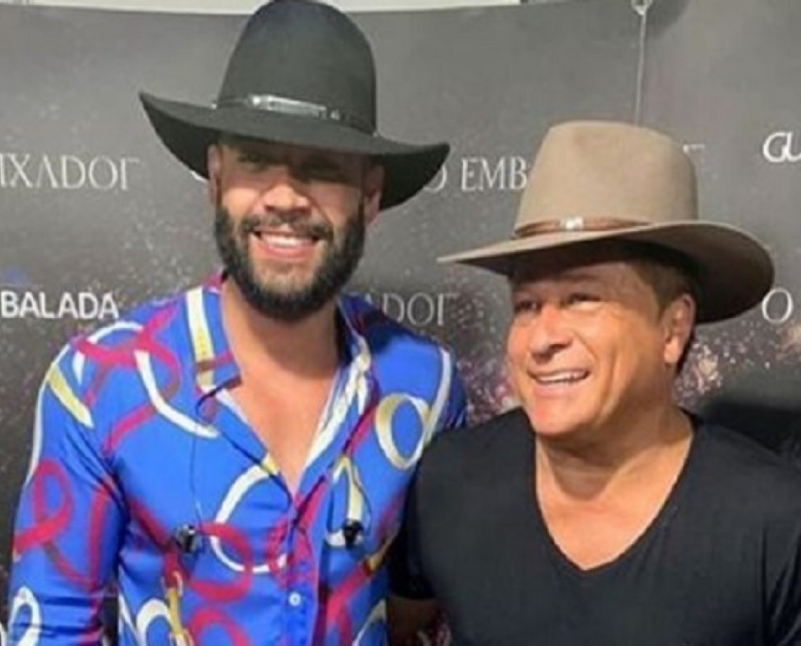 Após saída de Eduardo Costa, Leonardo faz live "Cabaré" ao lado de Gusttavo Lima